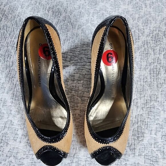 Tan Black Diane Von Furstenberg Calf Hair Peep Toe Heels Size 6 - Picture 3 of 5